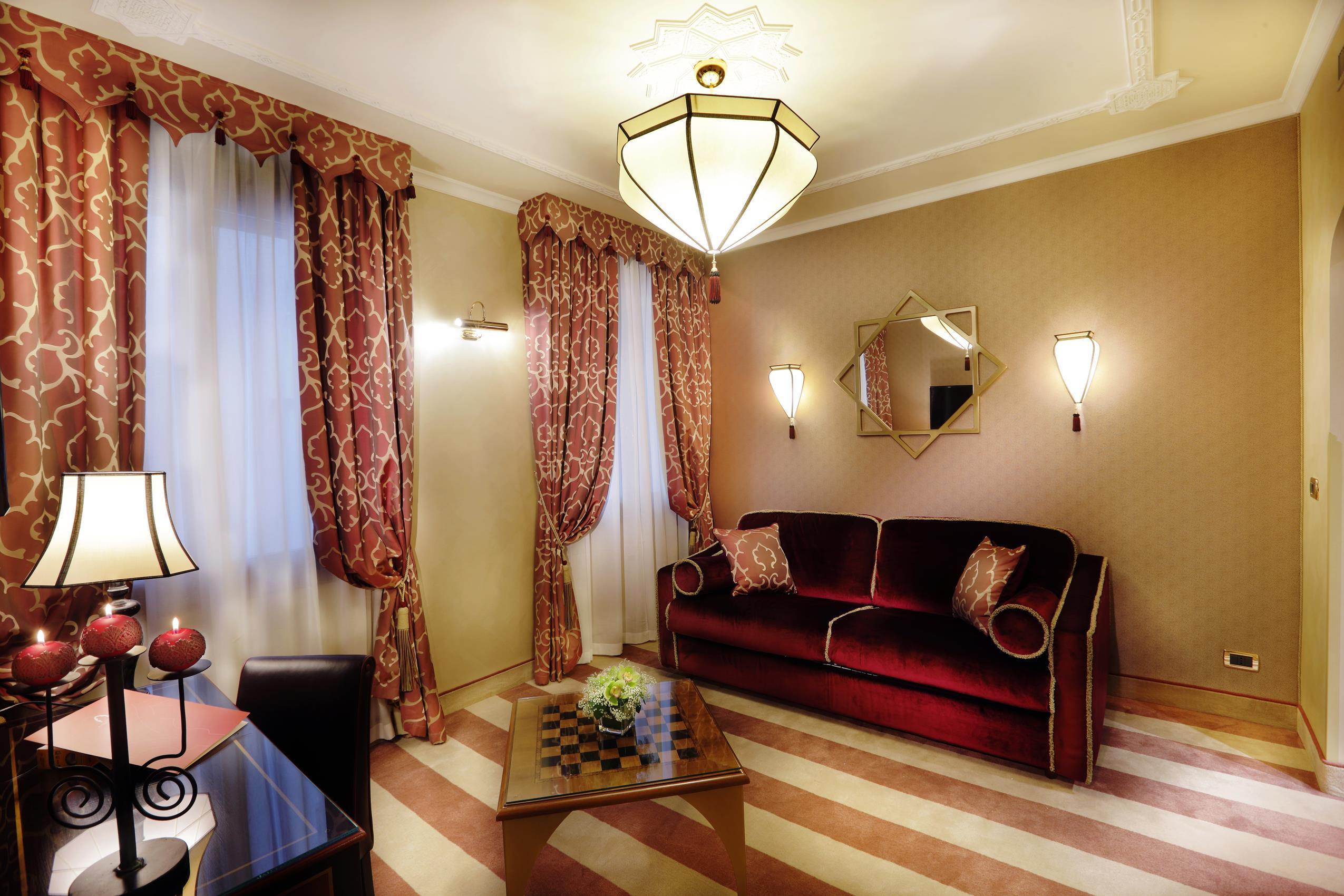 Ai Mori D'Oriente Hotel Venice Exterior photo