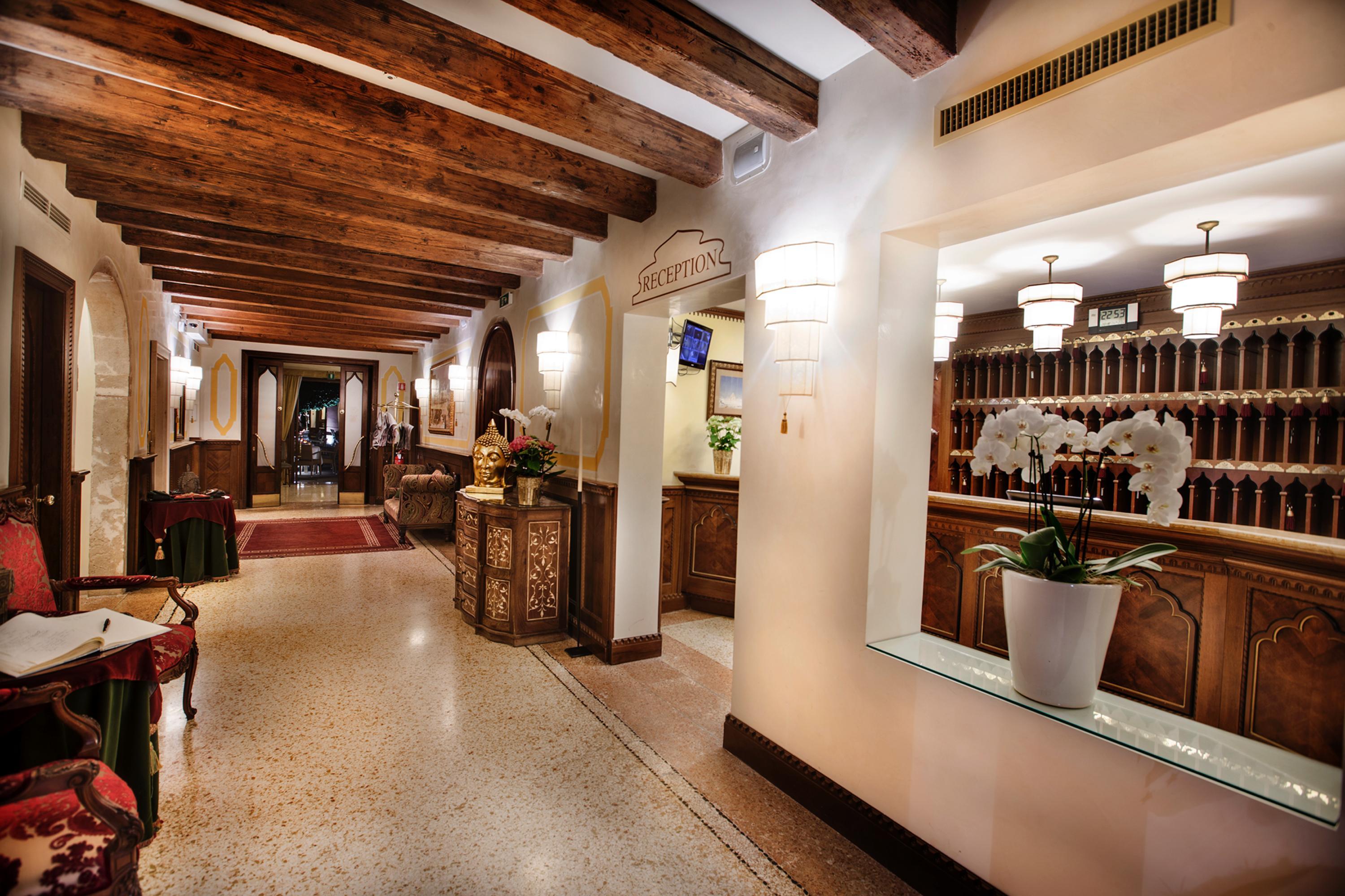 Ai Mori D'Oriente Hotel Venice Exterior photo