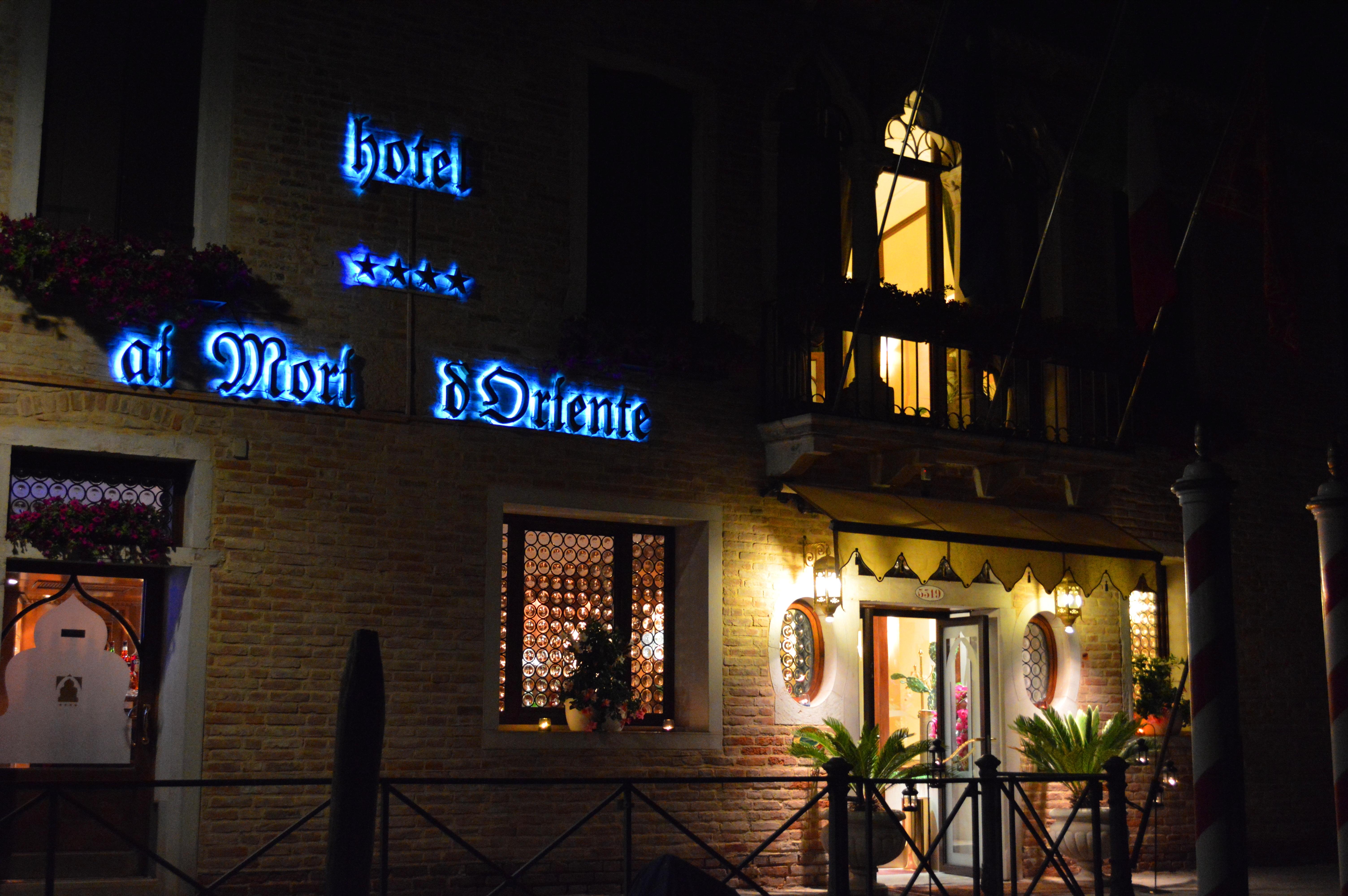 Ai Mori D'Oriente Hotel Venice Exterior photo