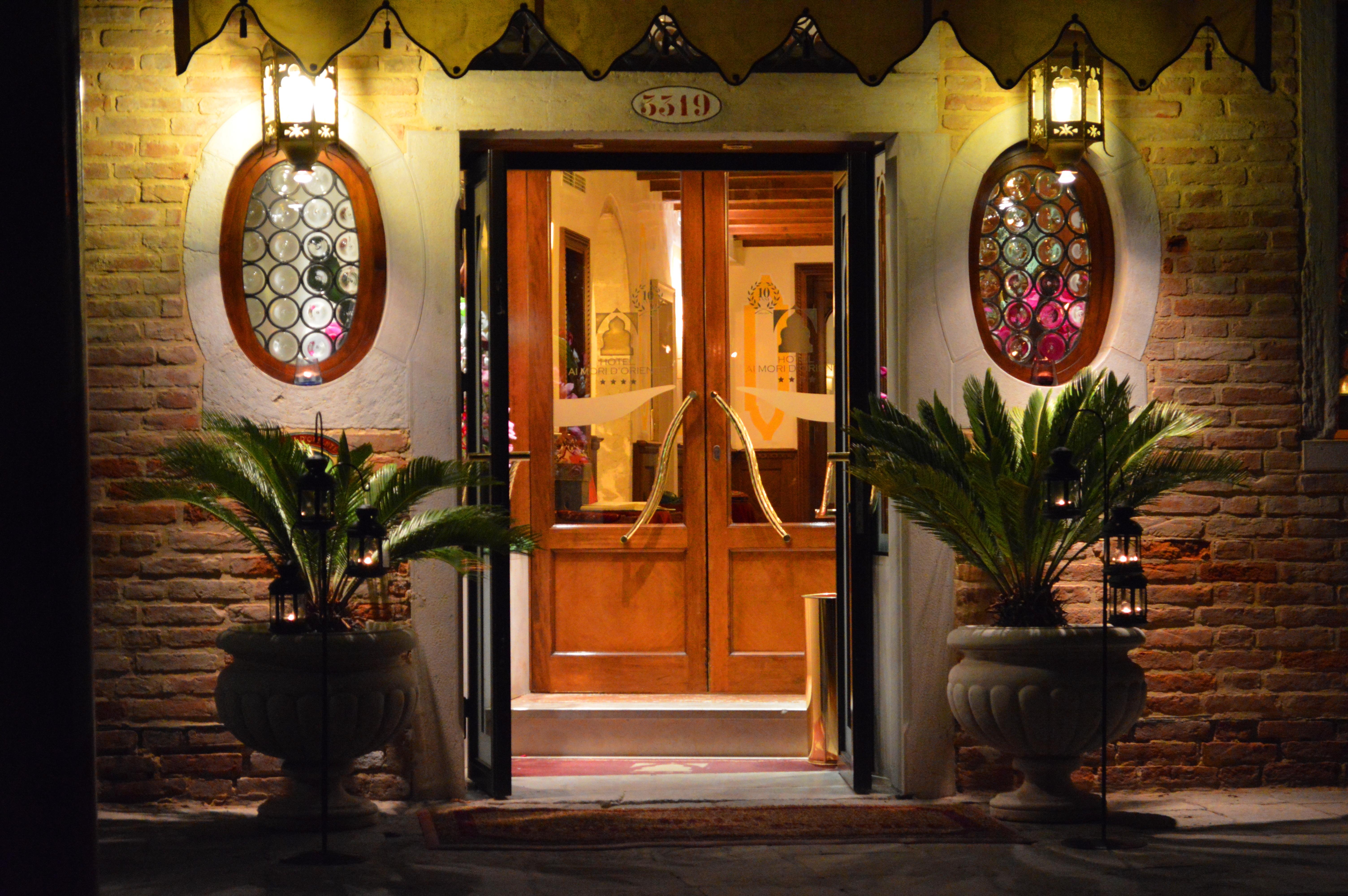 Ai Mori D'Oriente Hotel Venice Exterior photo