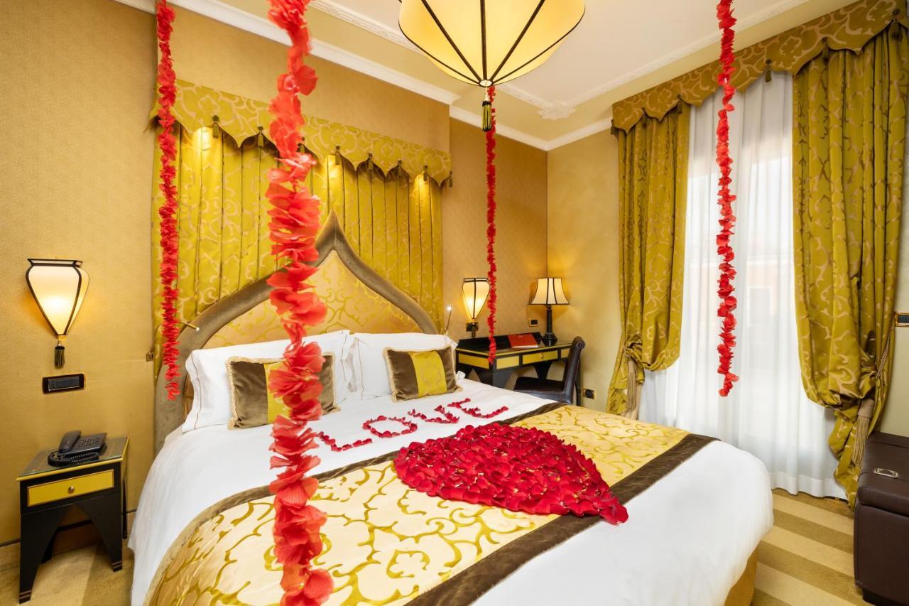 Ai Mori D'Oriente Hotel Venice Exterior photo