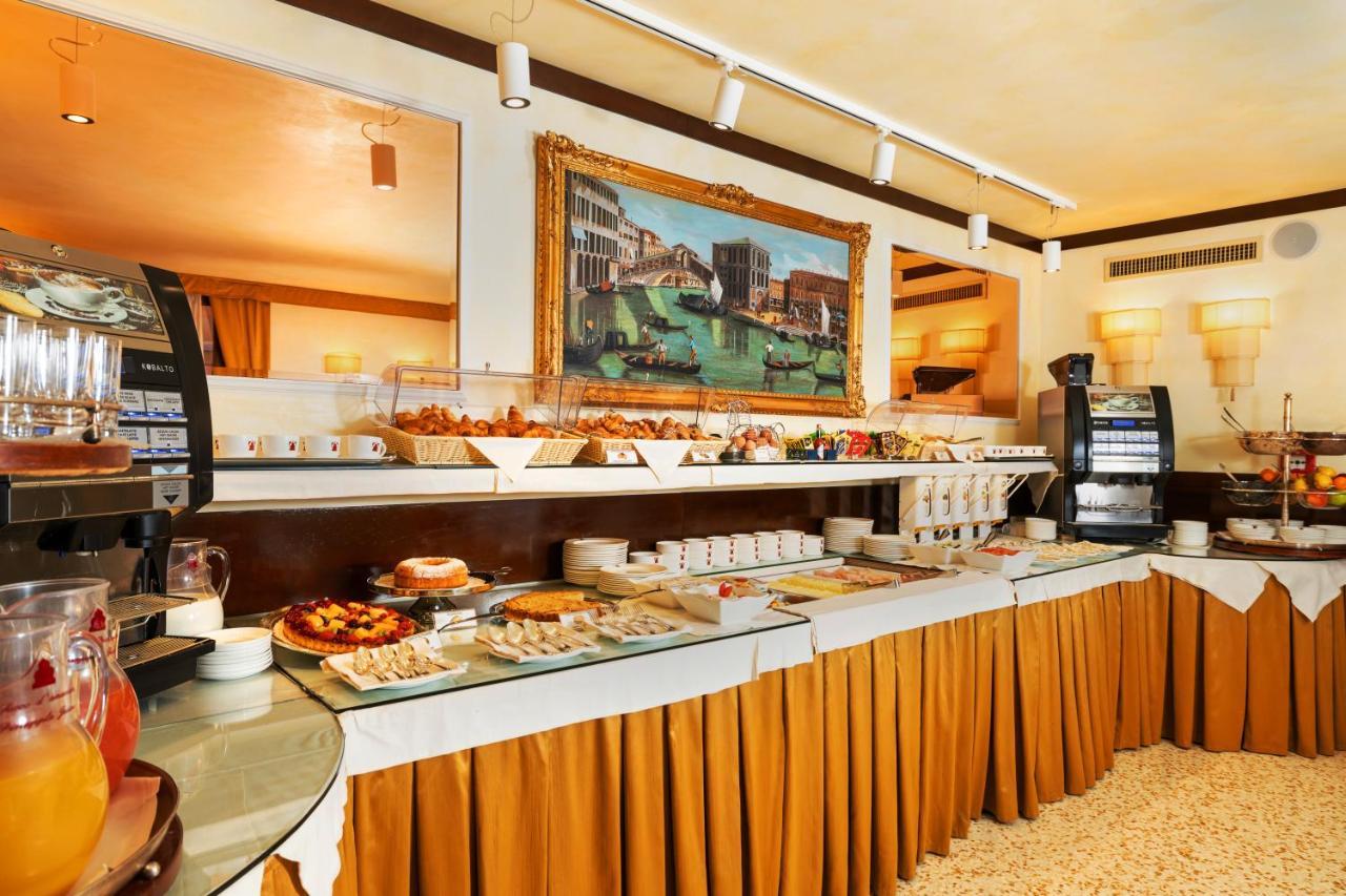 Ai Mori D'Oriente Hotel Venice Exterior photo
